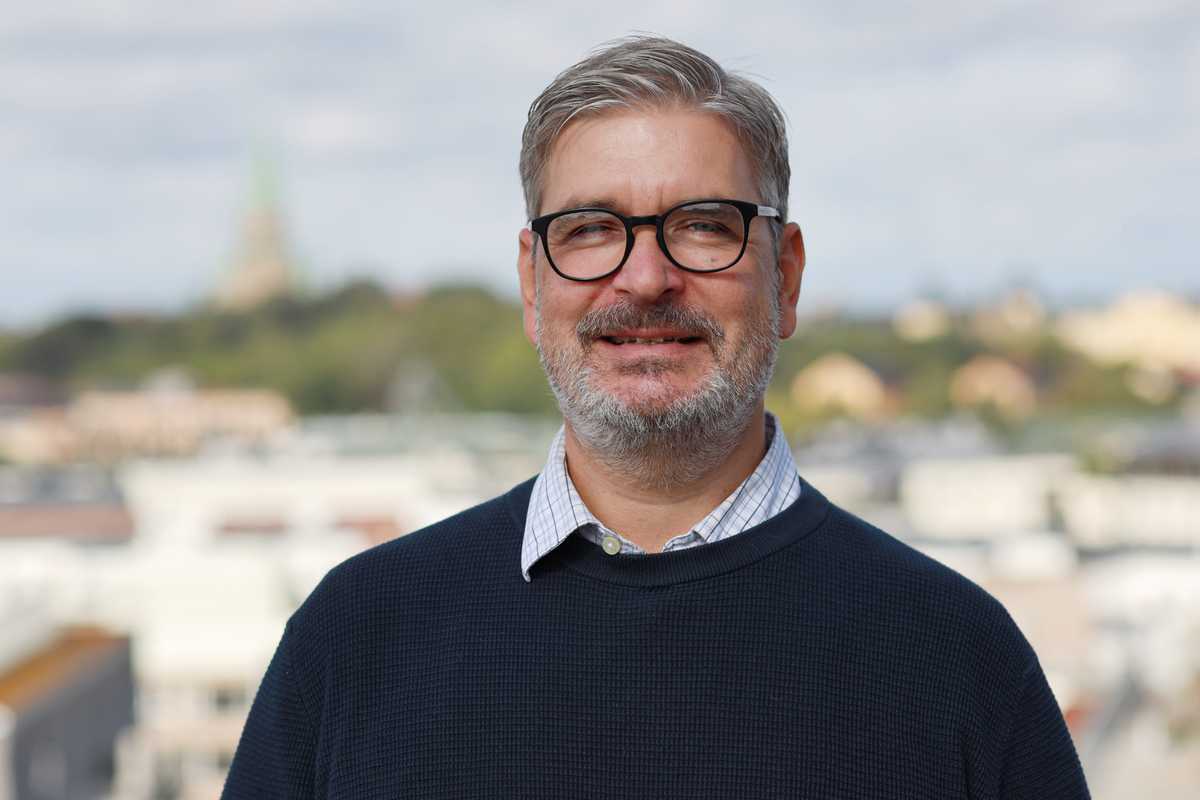Anzr hälsar Rickard Lönn varmt välkommen! Anzr hälsar Rickard Lönn varmt välkommen!